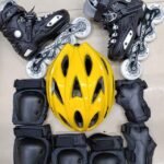 Hard-boot-with-rubber-wheels–Hard-helmet.-Red